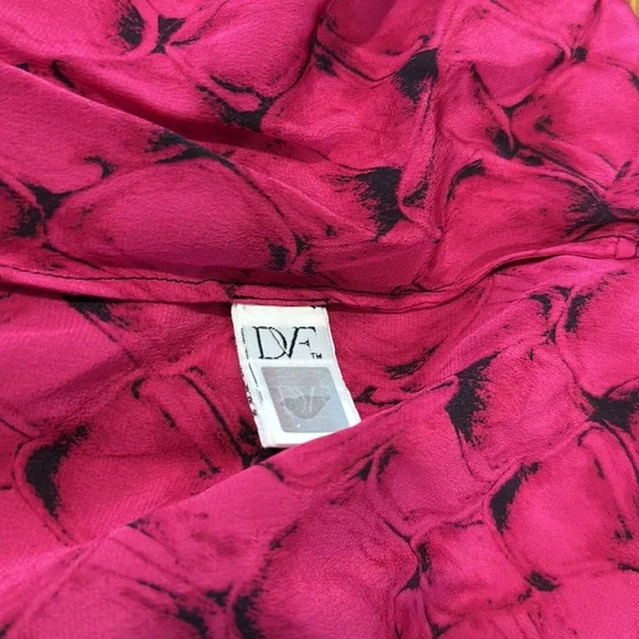 Diane Von Furstenberg tanyana clean Dress alligator pink dahlia 100%silk NO BELT